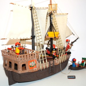 bateau pirate playmobil ancien modele